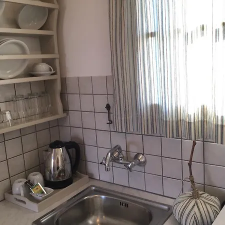 Apartmanhotel Elizabeth Hriszí Aktí